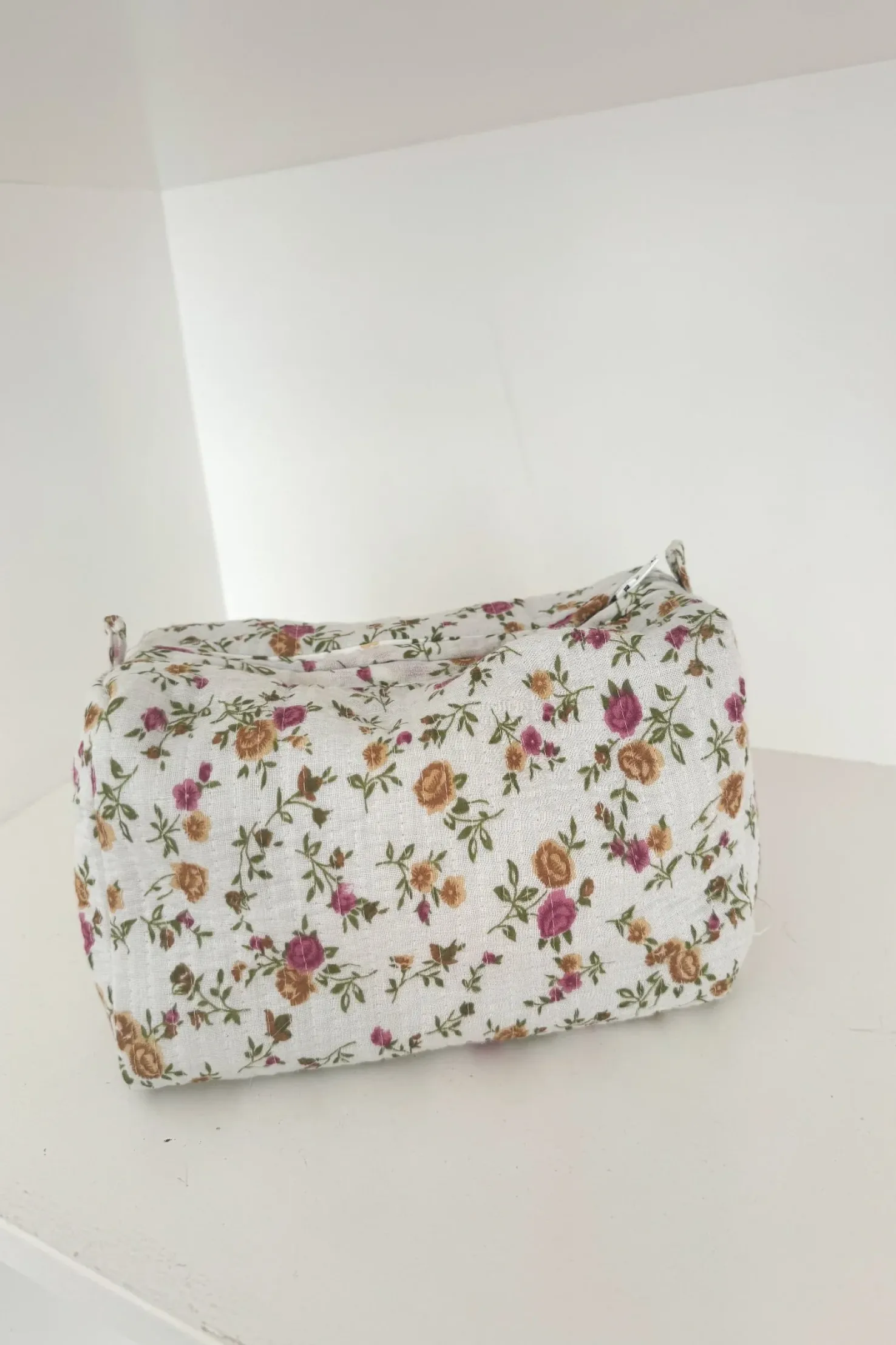 "Blossom" pouch