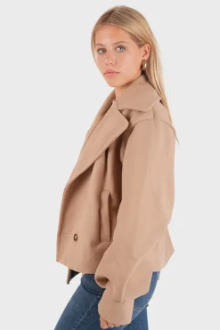 "Fall" coat beige