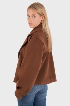 "Fall" coat brown