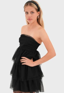 "Flowy" dress black